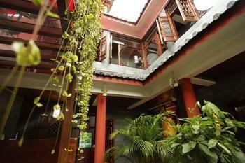 Bo Ai Inn- Lijiang Lijiang  Extérieur photo